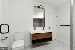 Building Photo - 1830 Montrose St