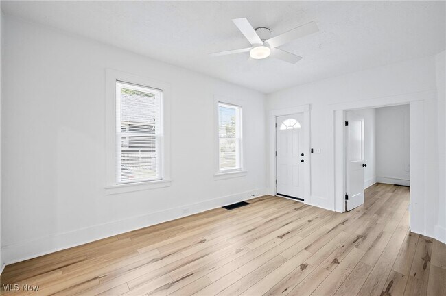 Building Photo - 5017 Tillman Ave