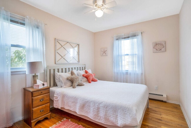 Building Photo - 18 Maryland Blvd