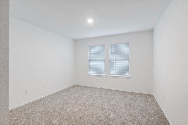Building Photo - 7418 Elm Lndg Ln