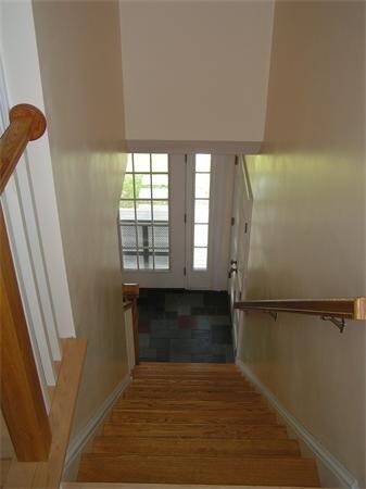 Building Photo - 32 Thomas Path