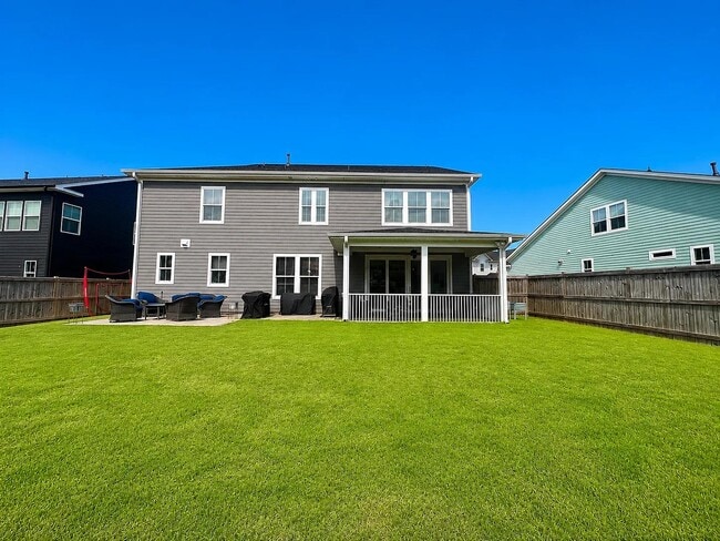 Building Photo - 711 Torridon Ln