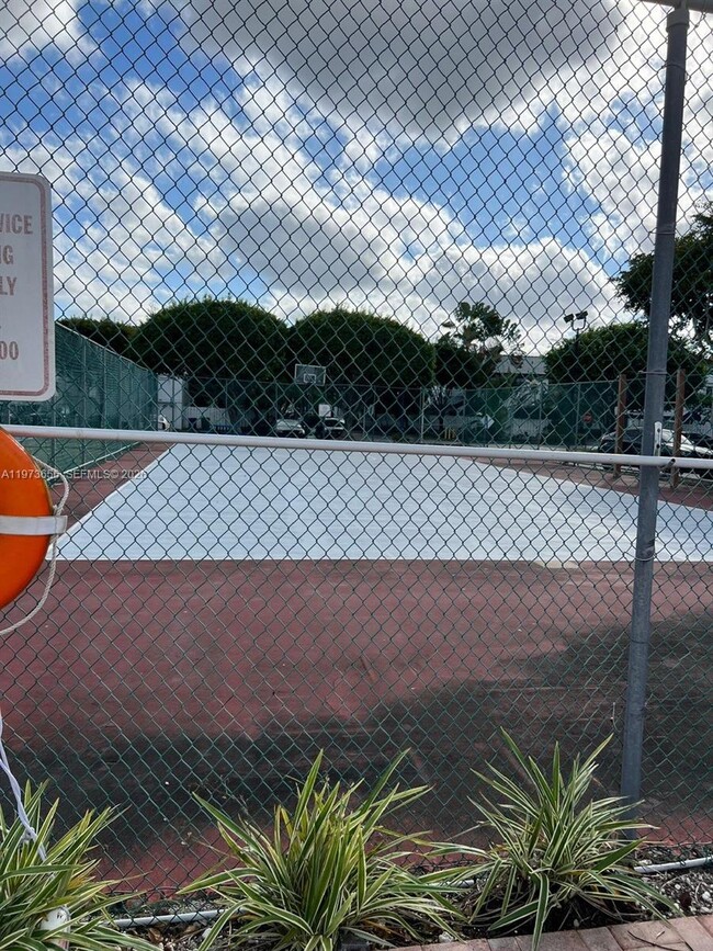 Building Photo - 202 NE 211th Terrace