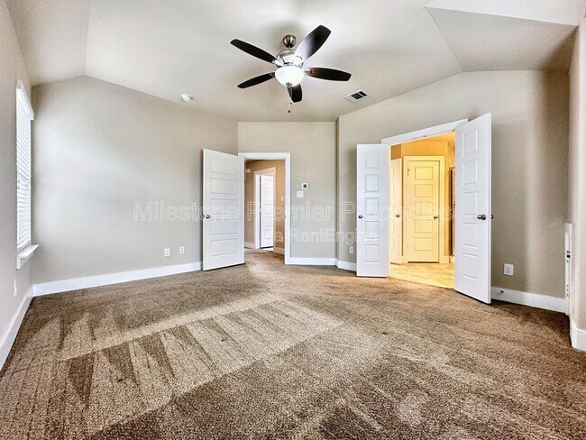 Building Photo - 3908 Ashton Dr