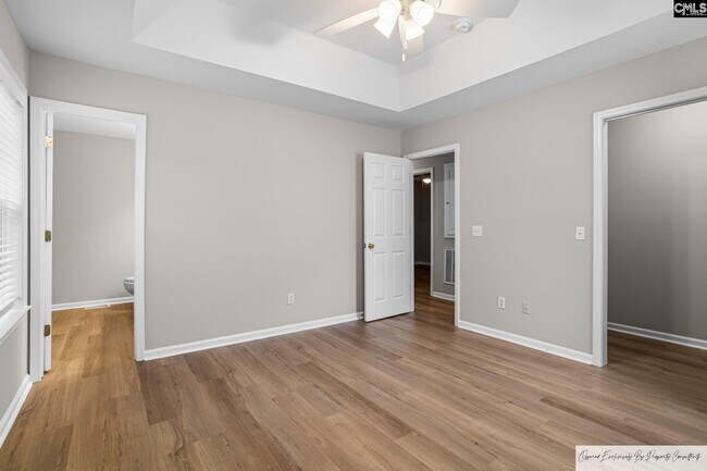 Building Photo - 4005 Hickory St