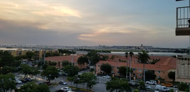 Building Photo - 4550 NW 9th St