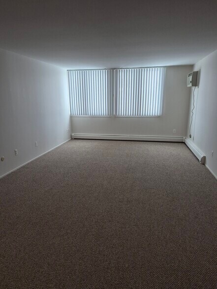 Living room - 239 Twelve Mile Rd