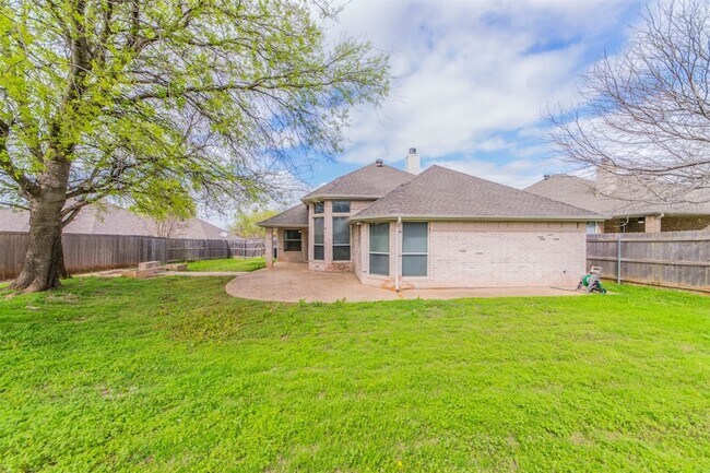 Building Photo - 5212 Estrella Ln