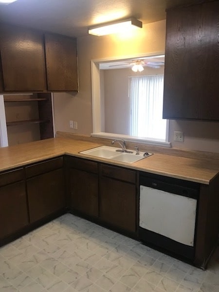 Building Photo - Spacious 3 bedroom Home for Rent