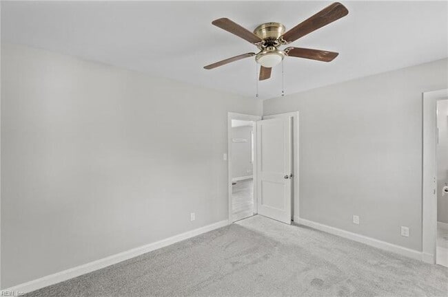 Building Photo - 218 Beechwood Ave