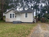 Building Photo - 3931 Bearwood Ave