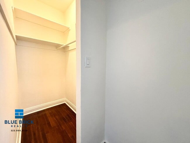 Building Photo - 147 Normandie Ave