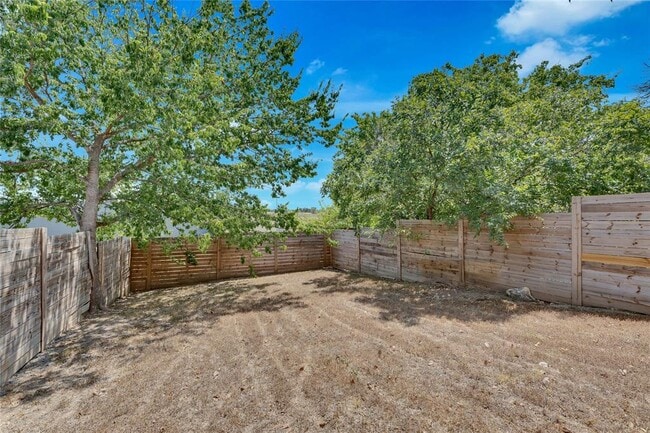 Building Photo - 6711 Deatonhill Dr