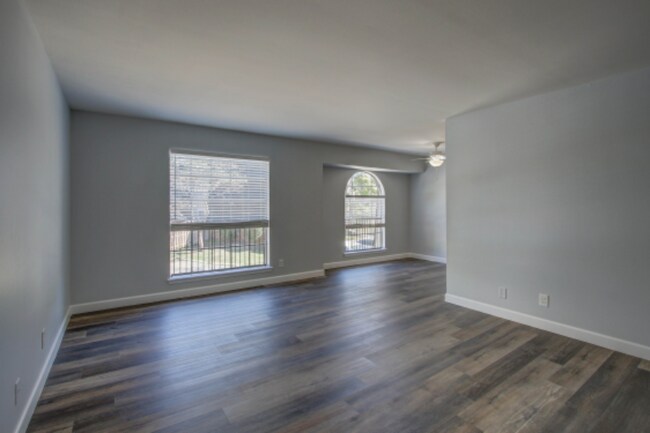Building Photo - 4440 E 68th St