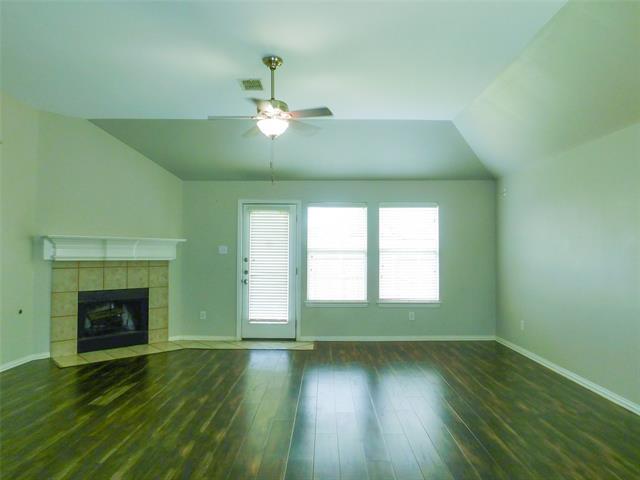Building Photo - 6121 Apache Dr