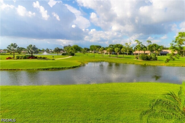 Building Photo - 7410 Lake Breeze Dr