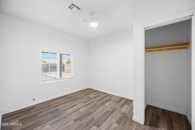 Building Photo - 22 E Riverside St
