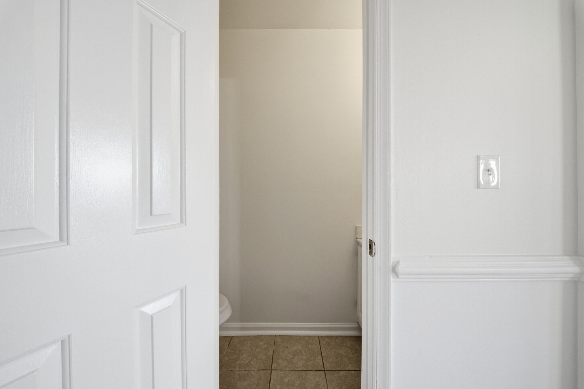 Building Photo - 4732 Brompton Dr