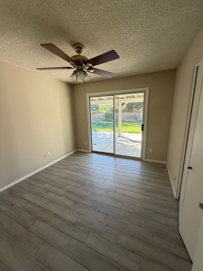 Building Photo - Single Story 4 bed, 2 bath home with RV Access