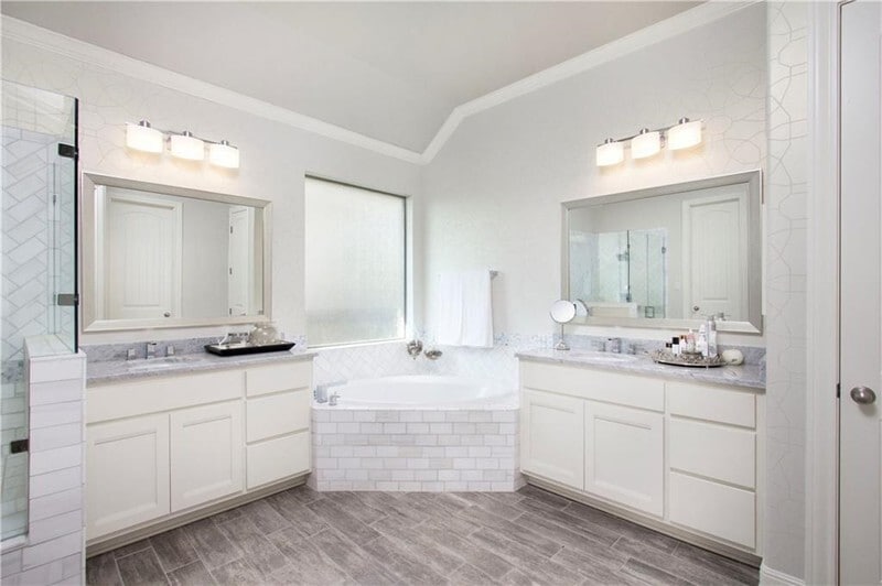 Building Photo - 4100 Vinalopo Dr