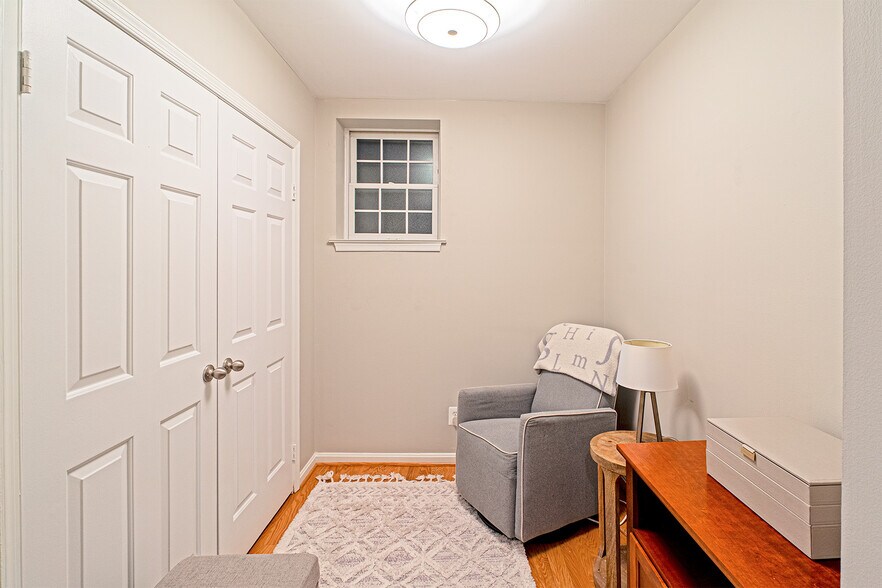 Building Photo - 3400 39th St NW