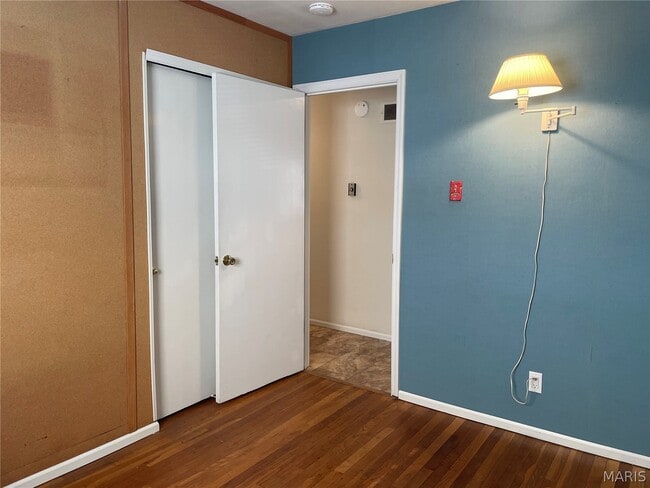 Building Photo - 2313 Esquline Dr