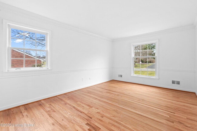 Building Photo - 2102 Northfield Dr