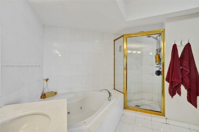 Building Photo - 6301 Collins Ave