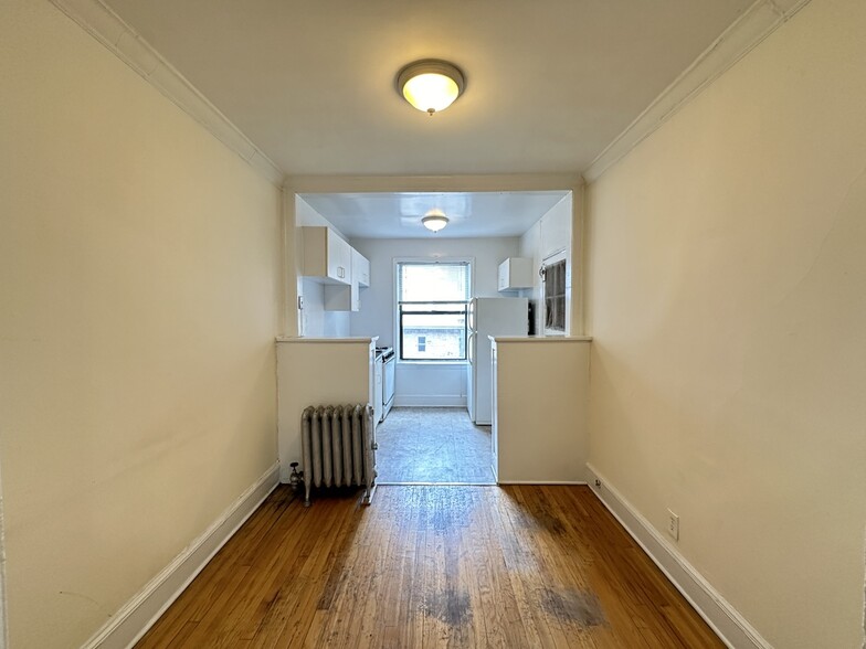 Building Photo - 2338 N Spaulding Ave