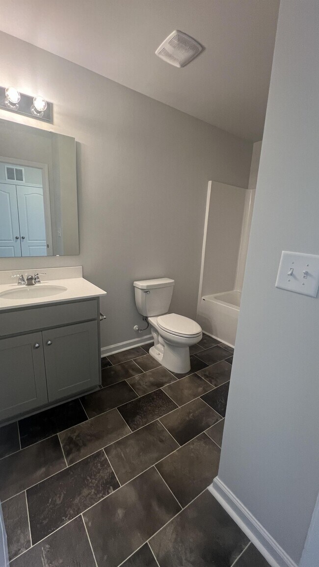 Building Photo - 228 Fire Ln