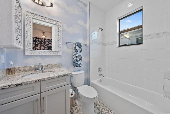 Building Photo - 13526 Artisan Cir