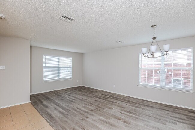 Building Photo - 7024 Lake Jackson Dr
