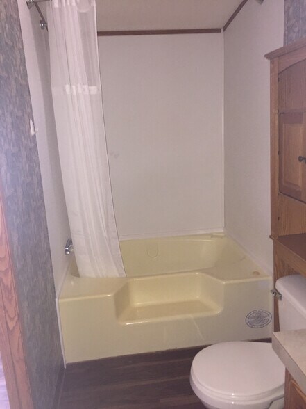 Building Photo - 2054 Krist Ln