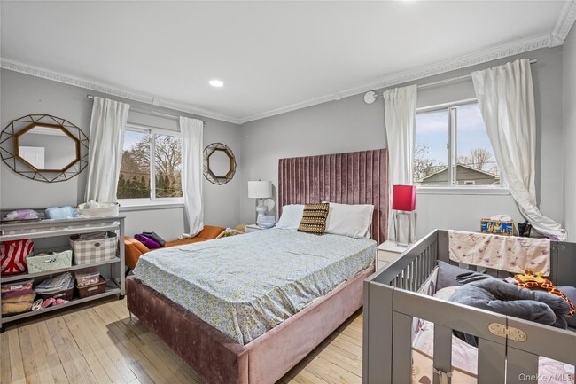 Building Photo - 18 South Dr