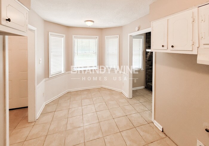 Building Photo - 3319 Shuster Cove