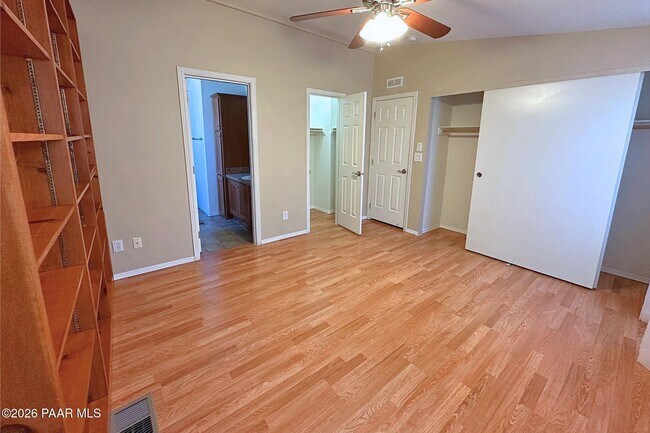 Building Photo - 1888 Sarafina Dr