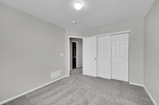 Building Photo - $2,295.95 - 4 bedroom, 2.5 baths, Charming home in Fountain with Big Fenced in Yard!