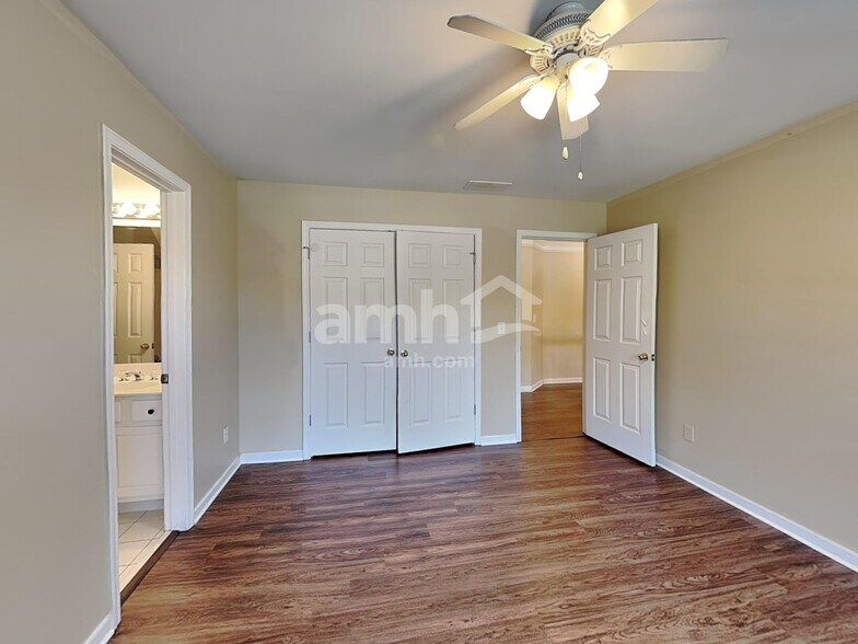 Building Photo - 4793 Galloways Farm Ln NW