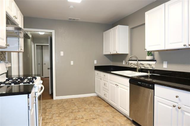 Building Photo - 505 King Ln