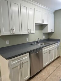 Building Photo - 2125 92nd Ave