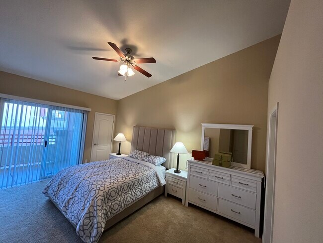 Main Bedroom - 10233 King Henry Ave