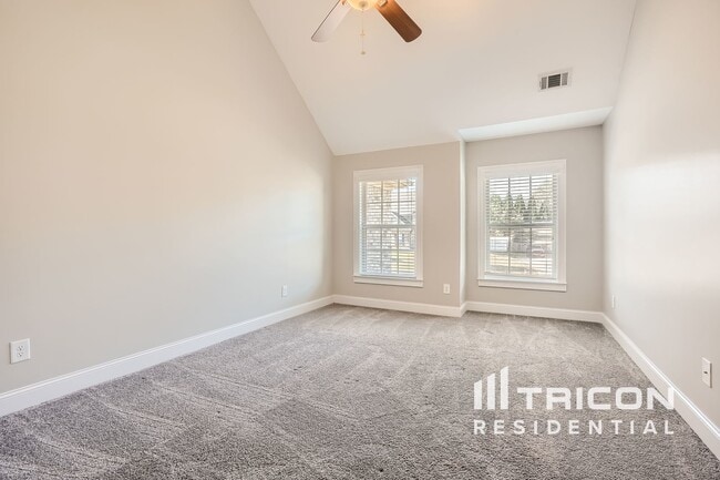 Building Photo - 109 Napa Dr