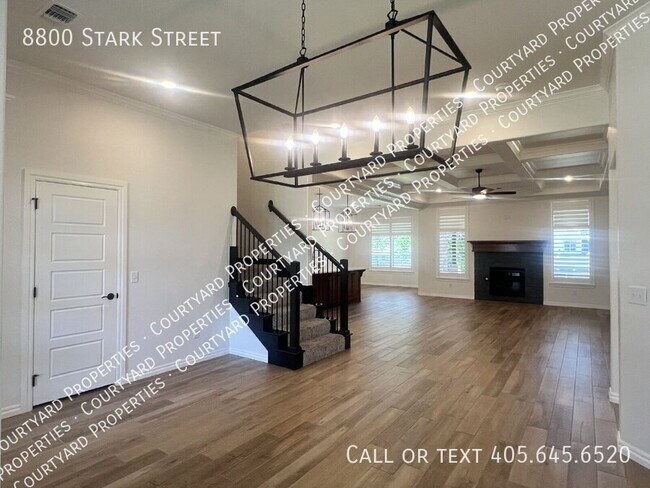 Building Photo - 8800 Stark St