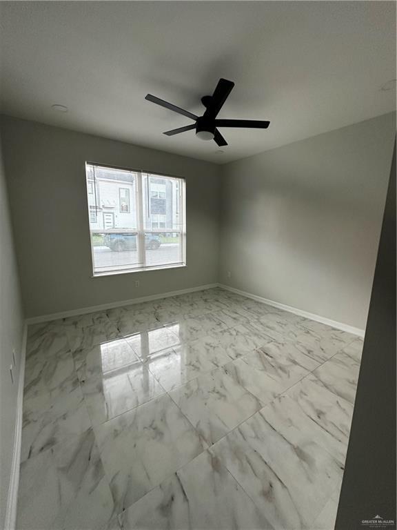 Building Photo - 13 N Crown Ln