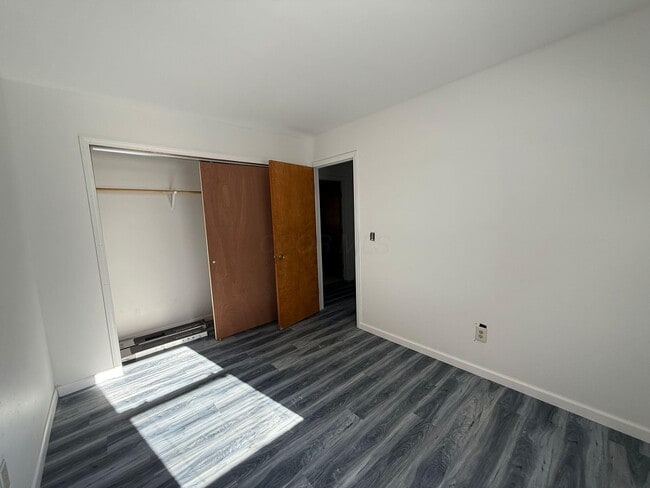 Building Photo - 1000 N 9th St