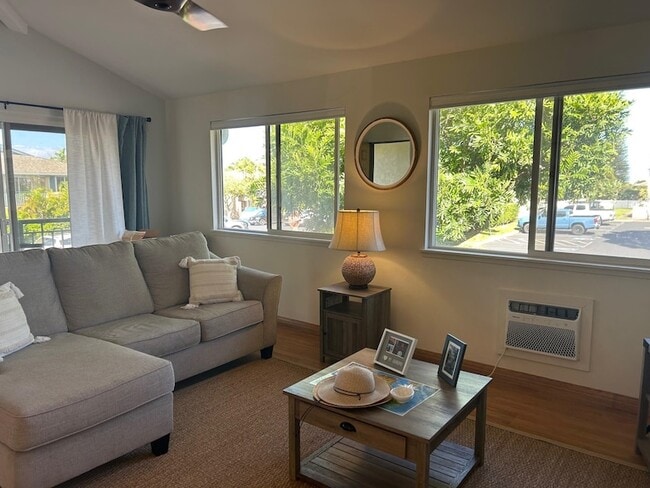 Building Photo - 46 Polohina Ln