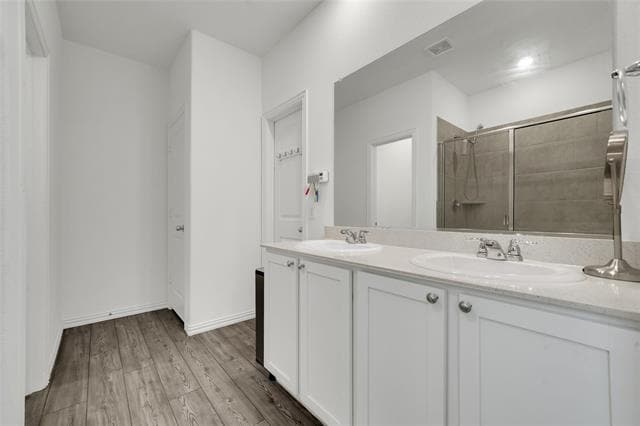 Building Photo - 5630 Elwood Dr