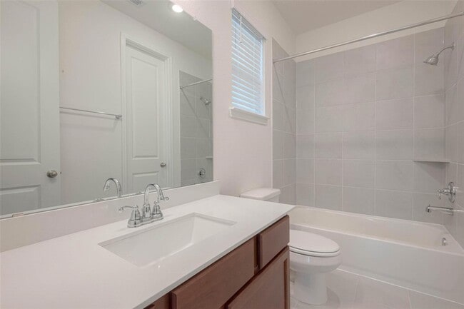 Building Photo - 1343 Vinter Mdws Ln