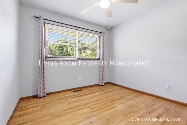 Building Photo - 6550 Beam St