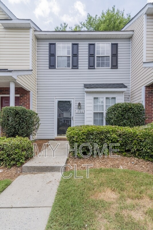 Building Photo - 1766 Forest Side Ln